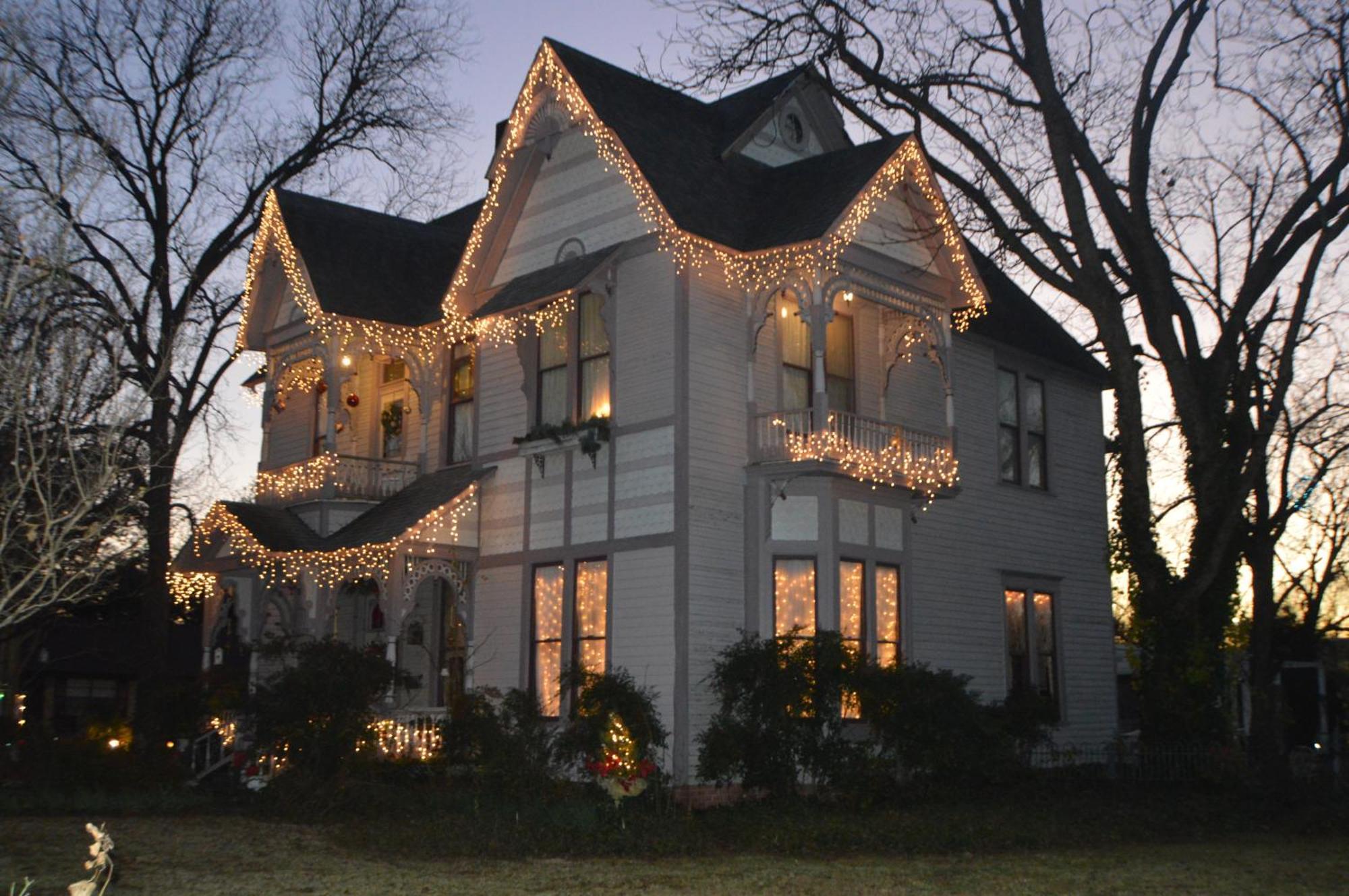 Carleton House Bed And Breakfast Bonham Eksteriør billede